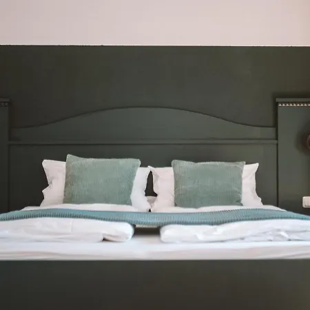 Leda Am Eck Hotel