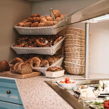 Отель Leda Am Eck *