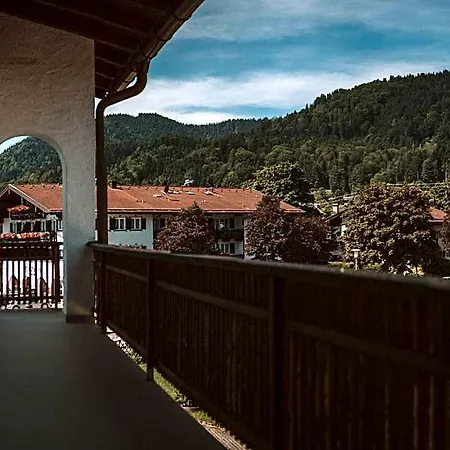 Leda Am Eck * Bad Wiessee