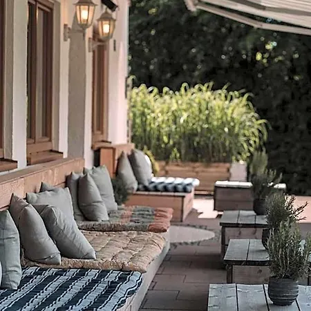 Leda Am Eck Hotel